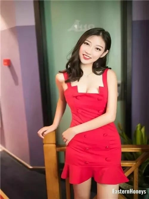 Qian, 25