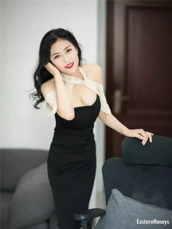 Wendy, 23